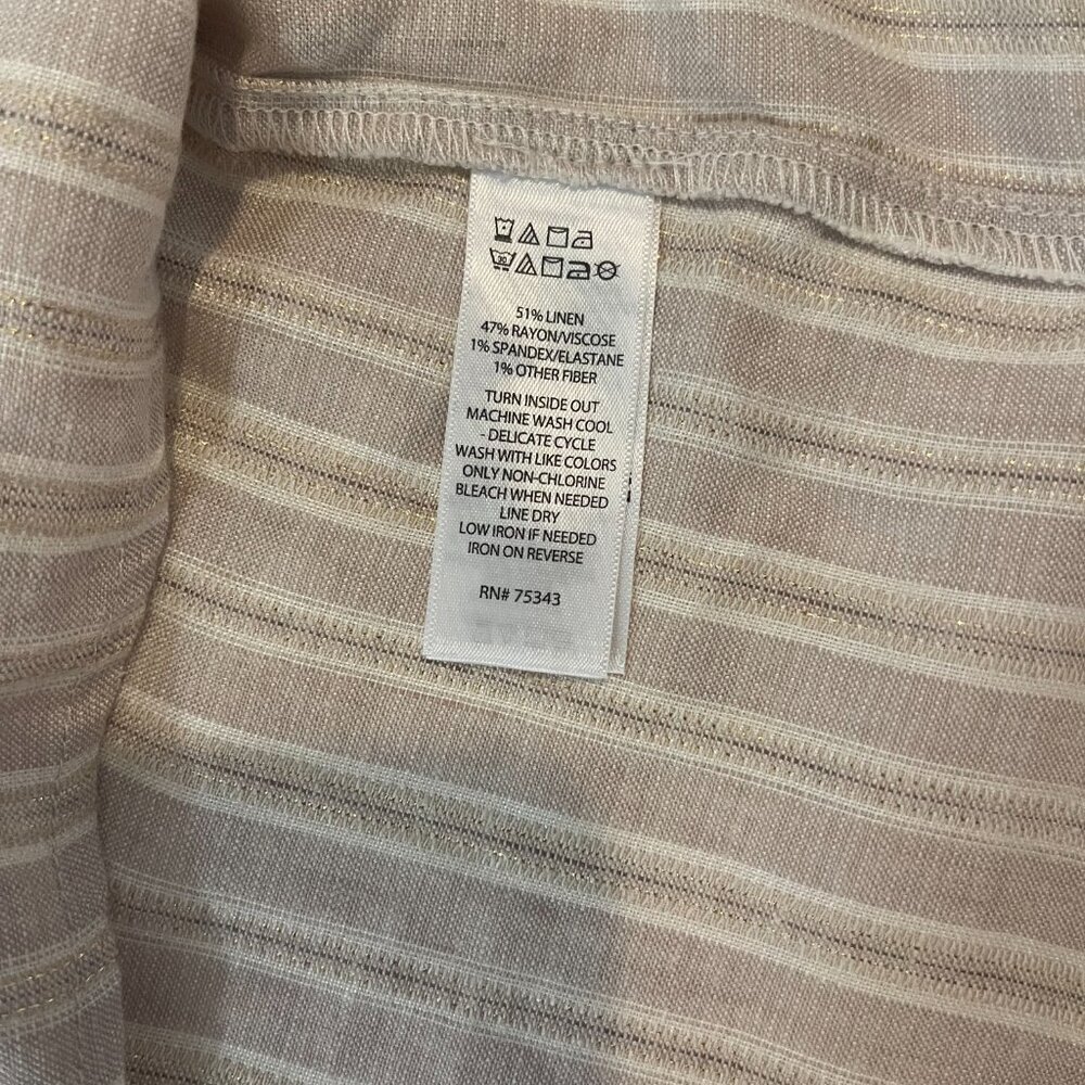 Jones & CO. Women's dress shirt with long sleeves size 1X. Made in Indonesia. - Picture 7 of 9